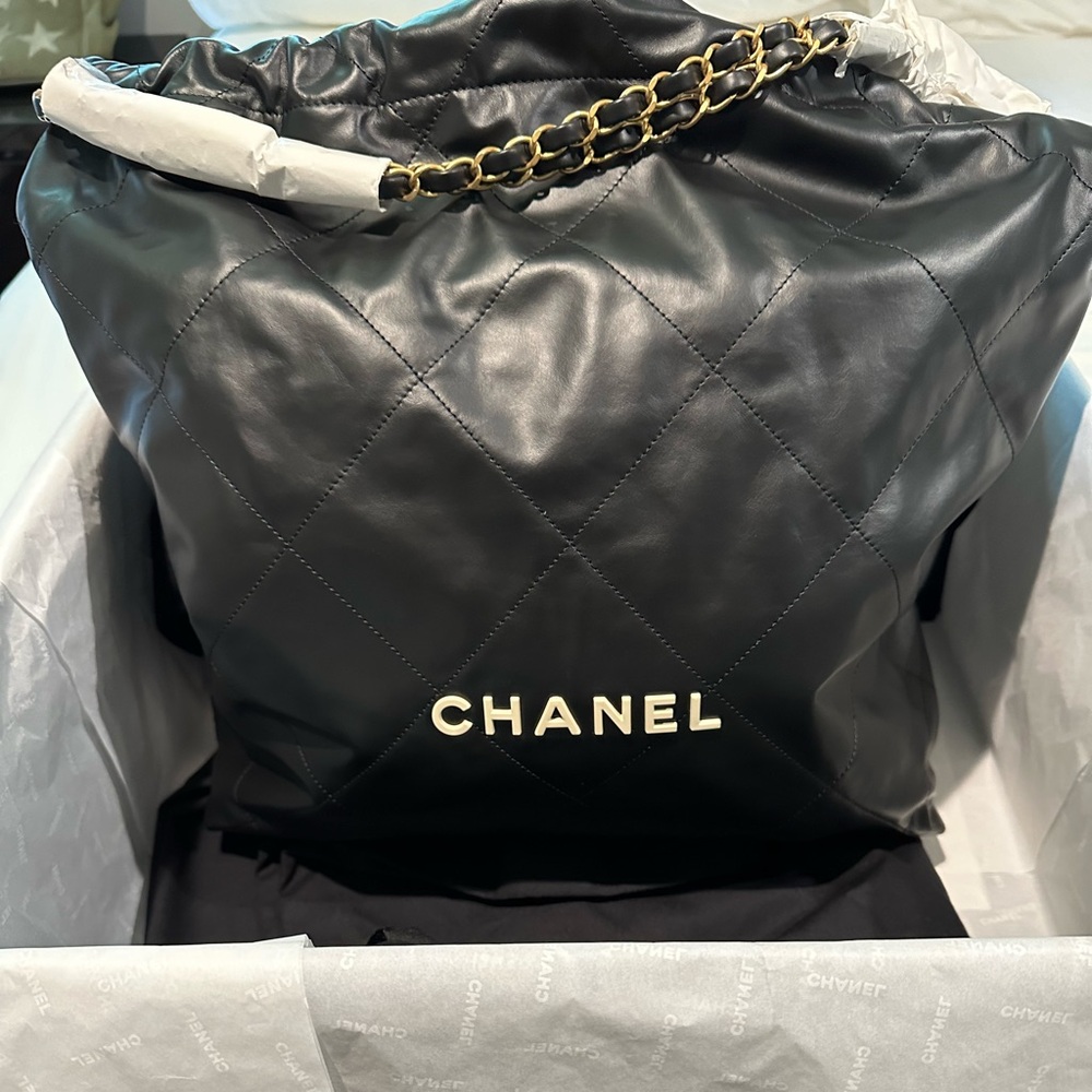 🖤BN Chanel Black Large 22🖤